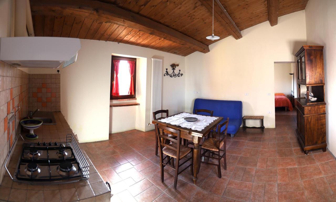 Girfalco Country House Bed and Breakfast Urbino Exterior foto